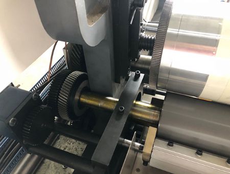 點擊查看詳細信息<br>標題：柔版印刷機 閱讀次數(shù)：2042